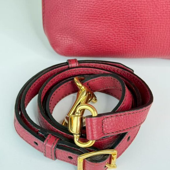 Burberry Red Leather Shoulder Bag Classic Design with Gold Accents - Picture 2 of 9